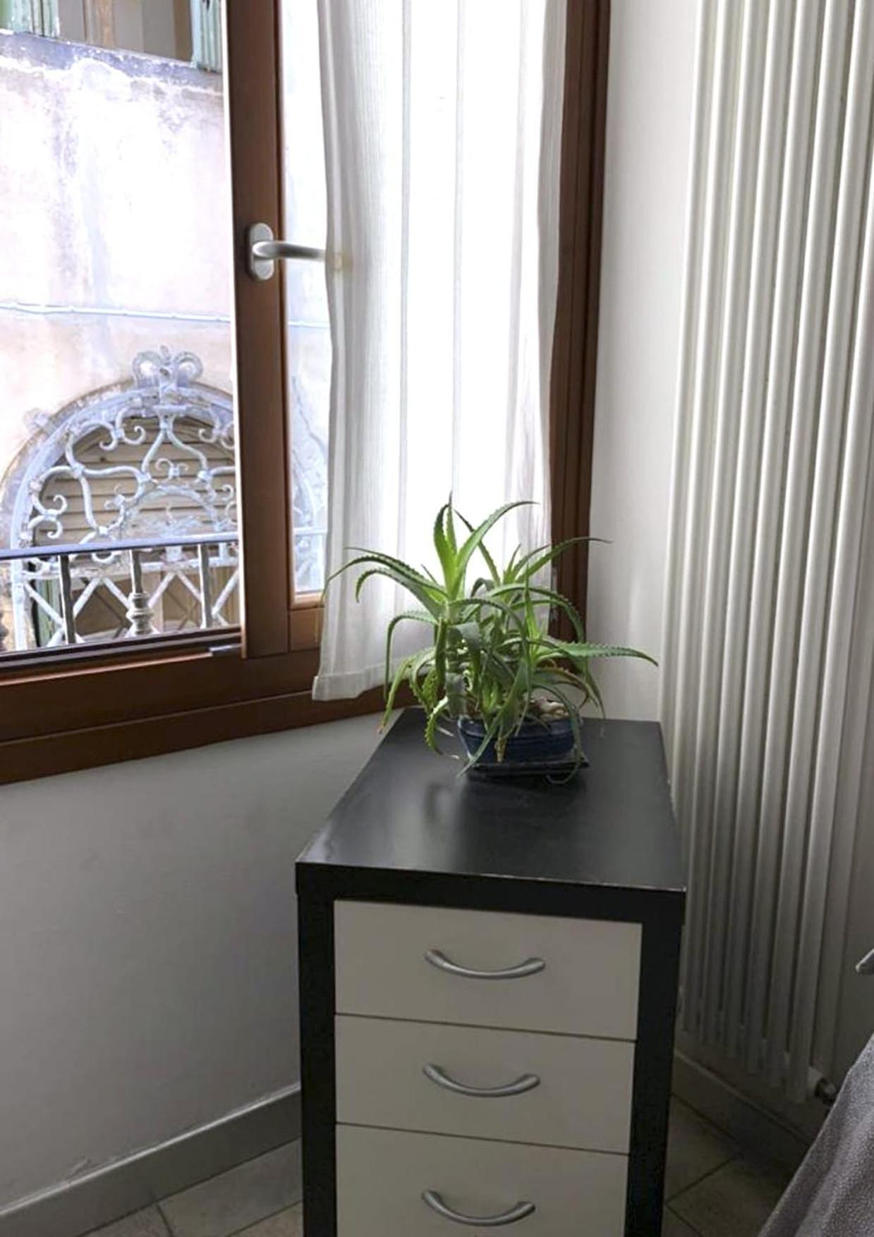 Casa Manuela Non Turisti Ma Ospiti Apartment Chioggia Ngoại thất bức ảnh
