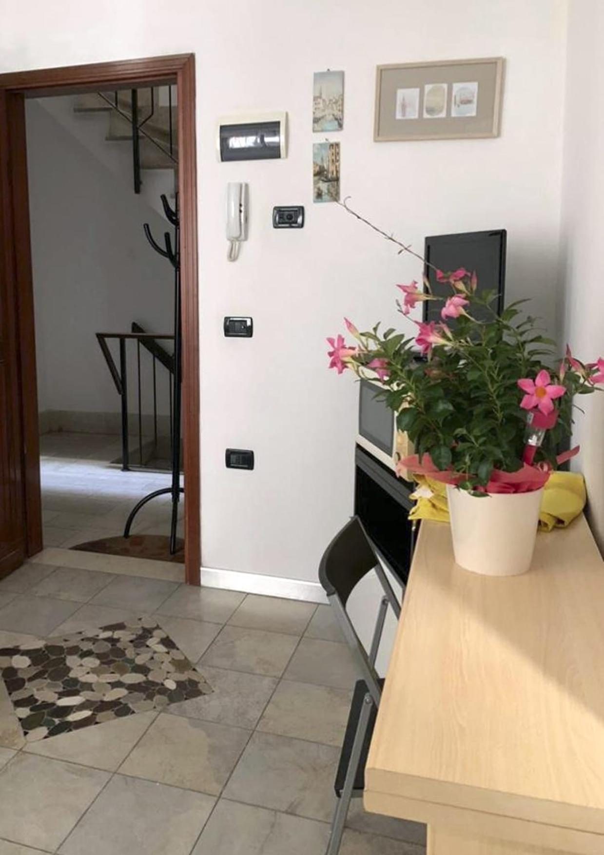 Casa Manuela Non Turisti Ma Ospiti Apartment Chioggia Ngoại thất bức ảnh