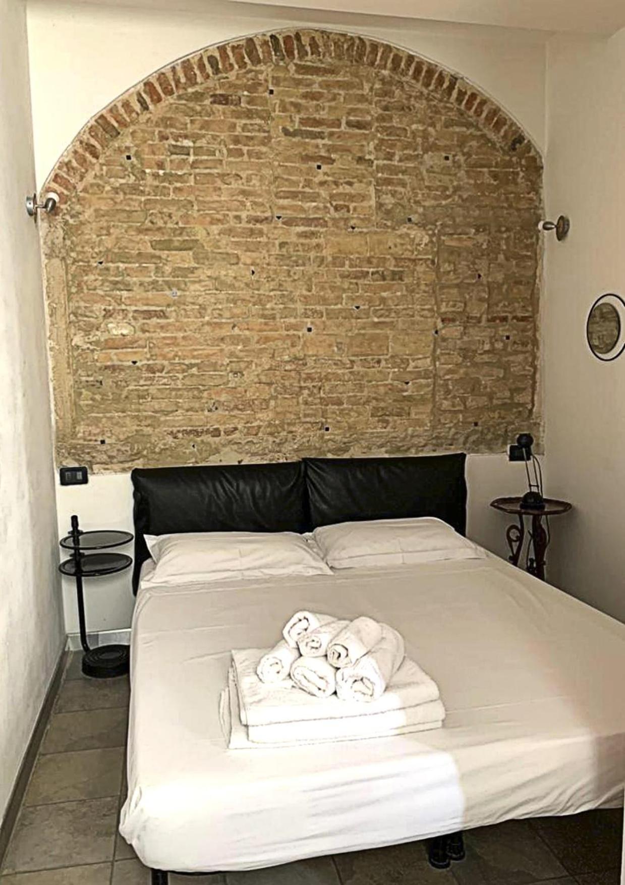 Casa Manuela Non Turisti Ma Ospiti Apartment Chioggia Ngoại thất bức ảnh