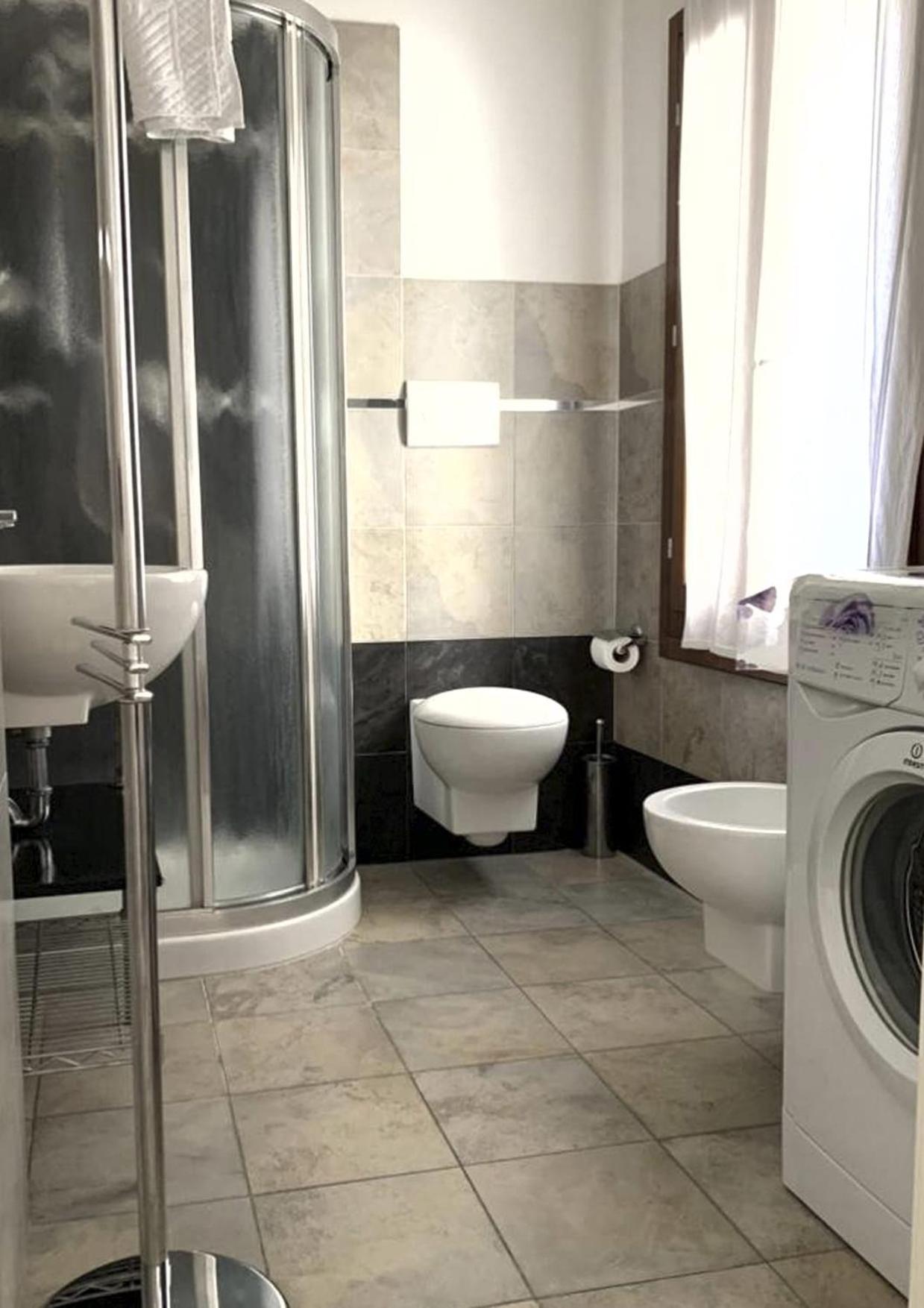 Casa Manuela Non Turisti Ma Ospiti Apartment Chioggia Ngoại thất bức ảnh